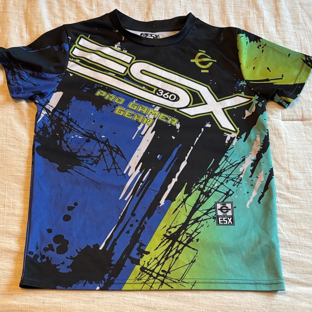 E Sports Gaming Gear Pro Gamer Gear Shirt - Blue and Green Size 10/12